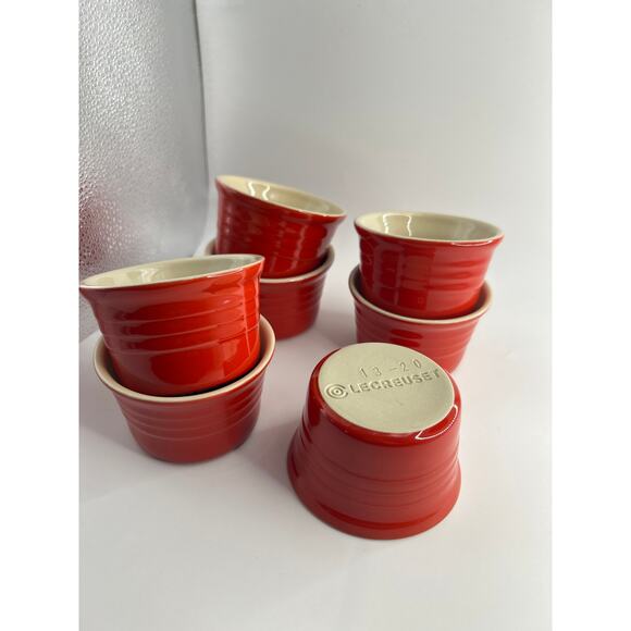 Le Creuset Red Stoneware Ramekins Set of 7 Custard/Single‑Serve Bakers - Picture 2 of 6